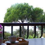 Anna Maria Lägenhetshotell Agia Paraskevi (Skiathos)