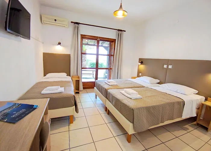 Aparthotel Anna Maria 3*