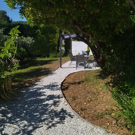 Anna Maria Aparthotel Agia Paraskevi (Skiathos)