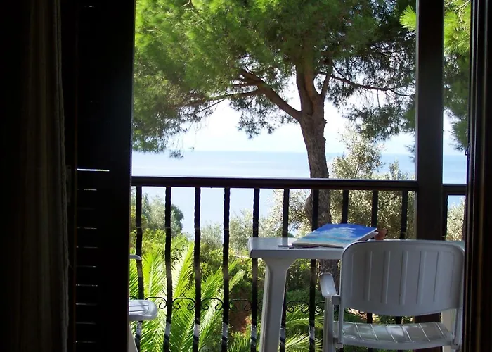 Anna Maria Agia Paraskevi (Skiathos)