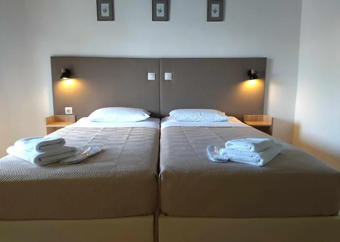 Aparthotel Anna Maria 3*